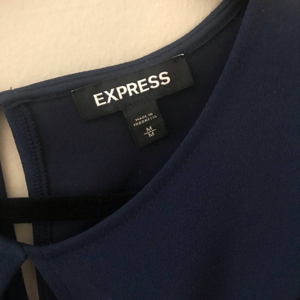 Express Navy Top Medium - Picture 4 of 5